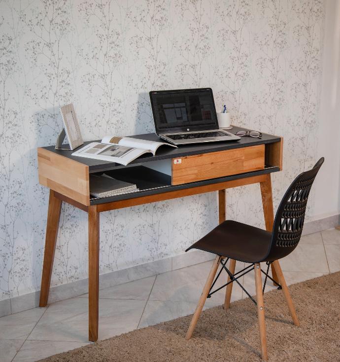 Bureau scandinave 120 cm avec une chaise